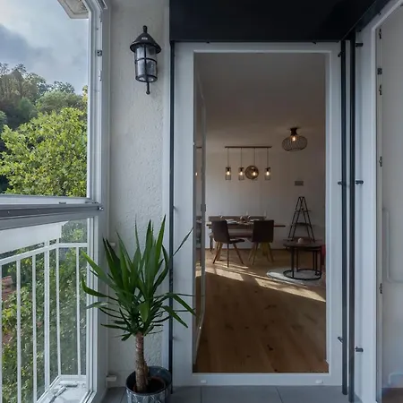 דירה Tamliving 2br Center 3 Bridges Great View Kitchen